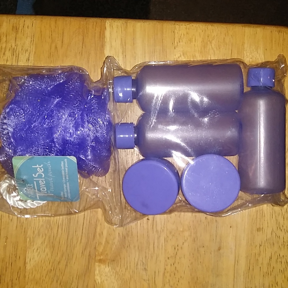 7 Piece Travel Set